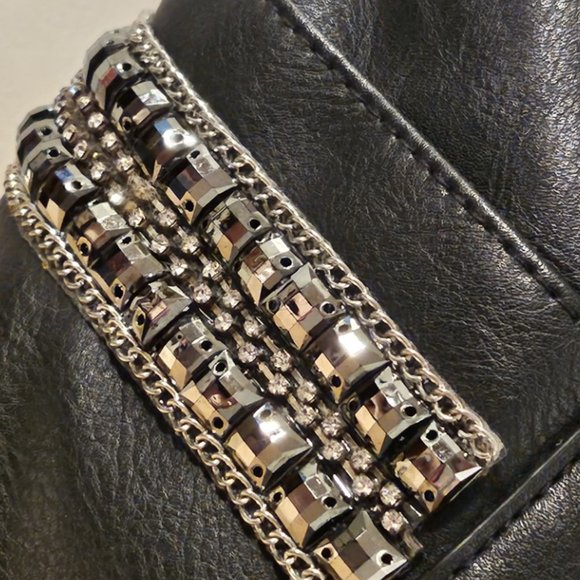 Black Bucket Bag Handbag Silver Hardware Faceted Beads & Chain Side Pockets - Picture 2 of 6